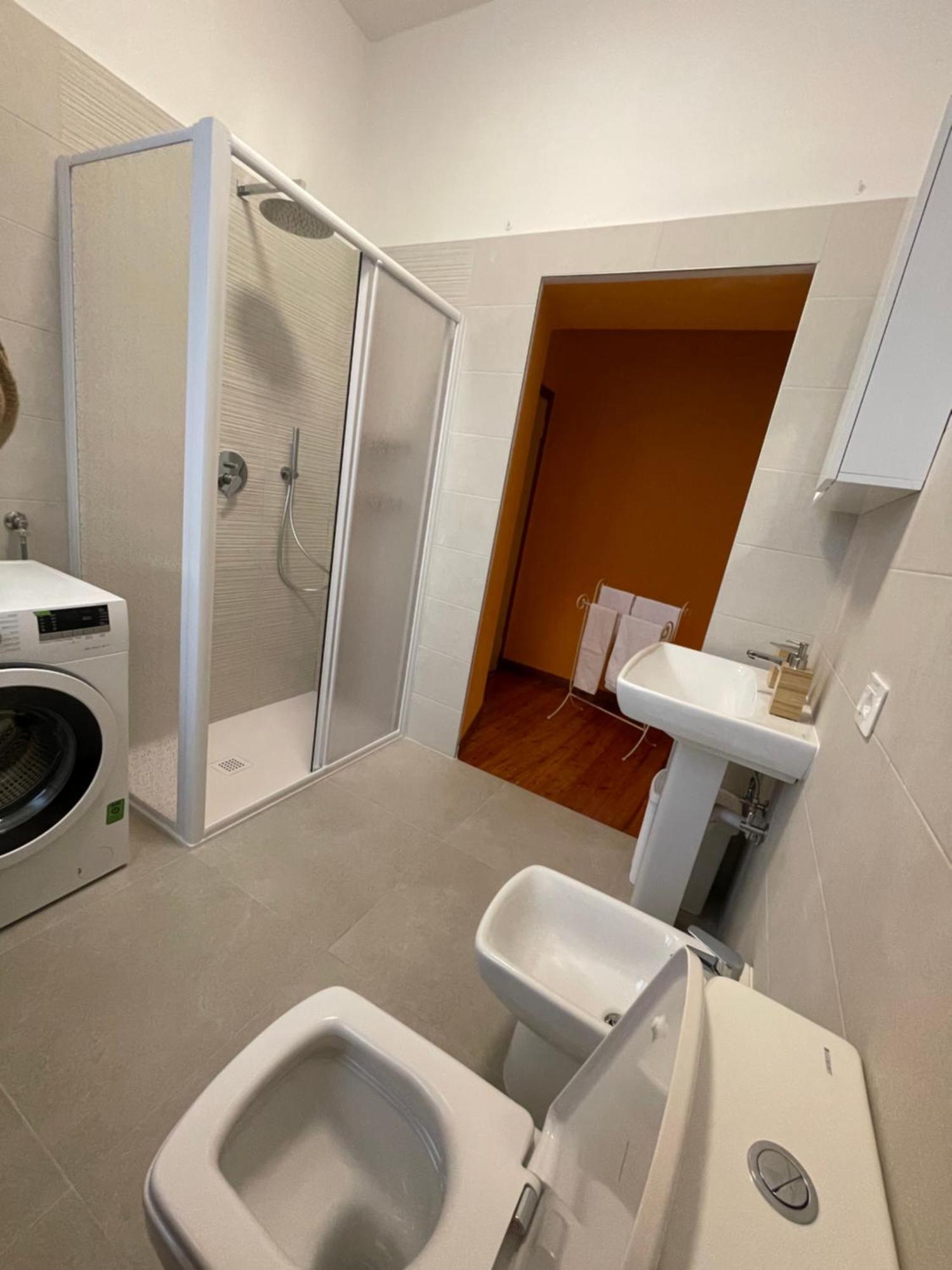 B&B Rosa Apartment Baveno Eksteriør bilde