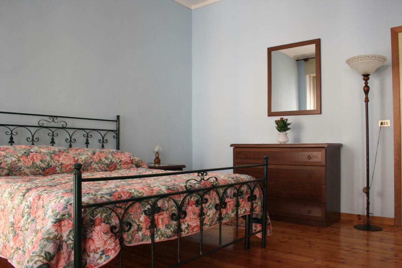 B&B Rosa Apartment Baveno Eksteriør bilde